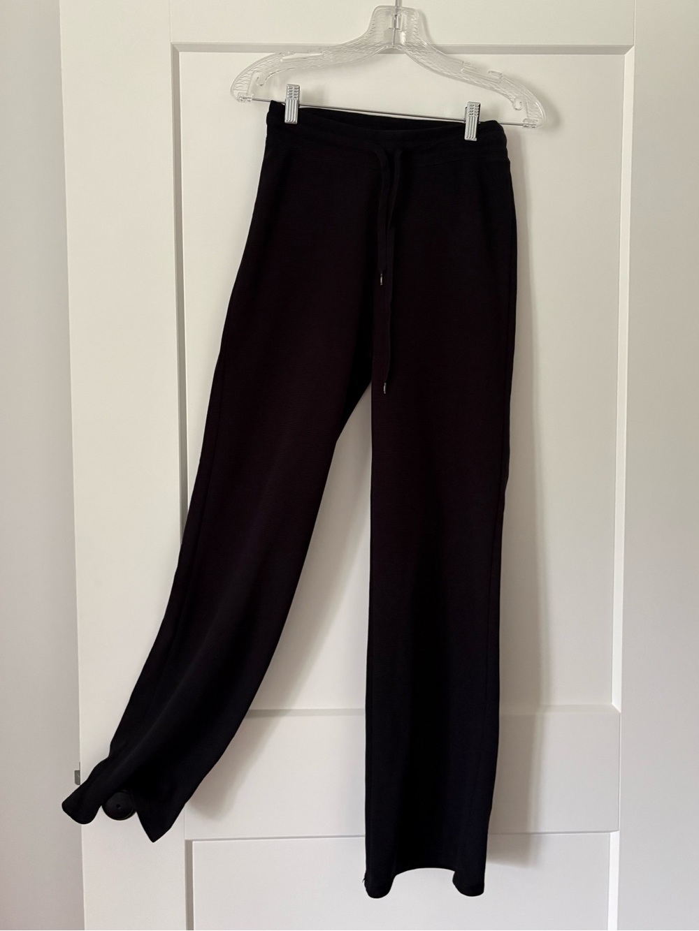 Aritzia TNA Black Wide-Leg Drawstring Pants